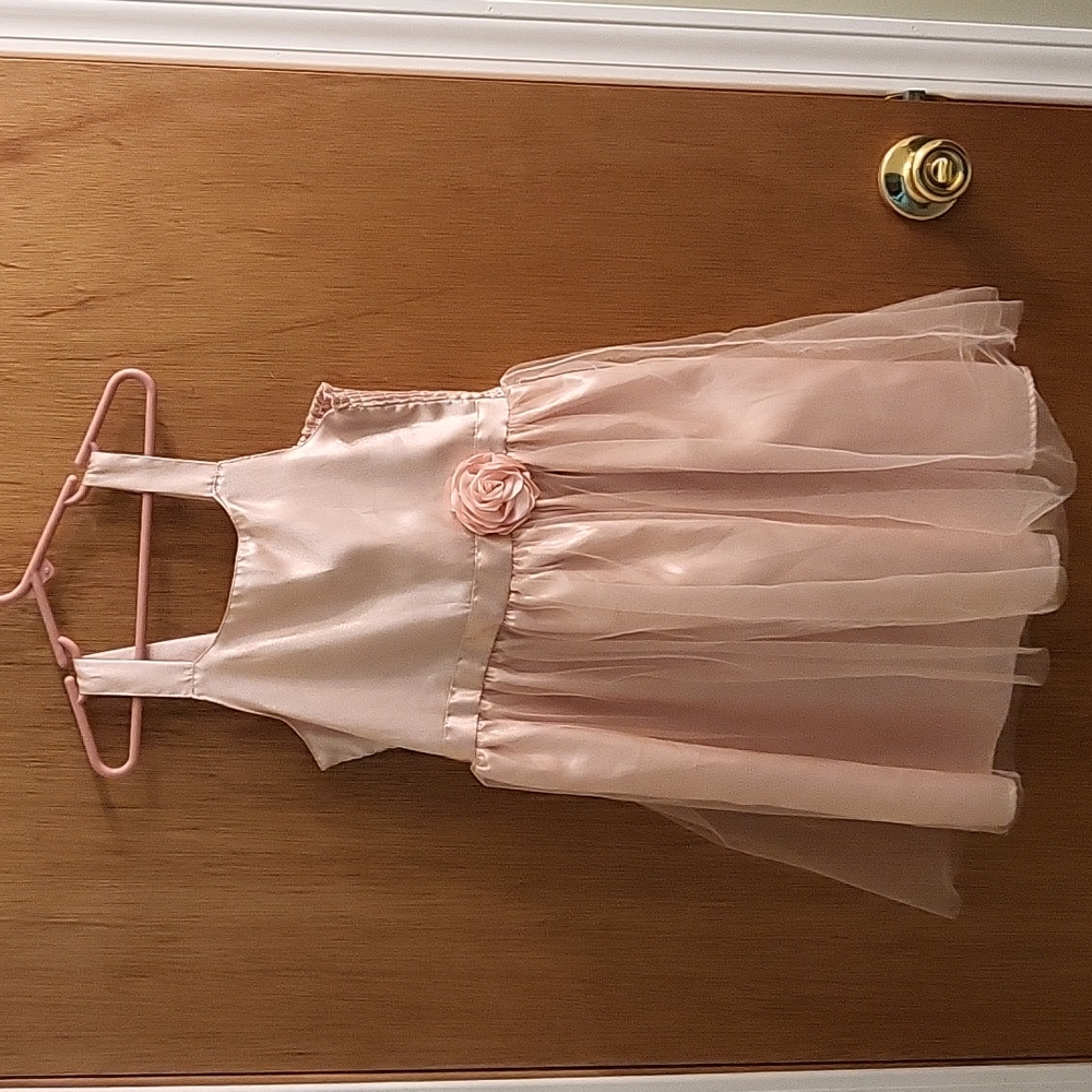 Carter's size 6 Girls pink dress
